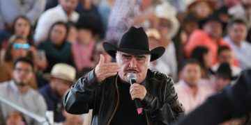 Vicente Fernández Jr. desmintió supuesta muerte cerebral de su padre: «Es un asco que engañen»