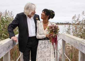 «Estoy muy feliz»: Roger Waters se volvió a casar a sus 78 años