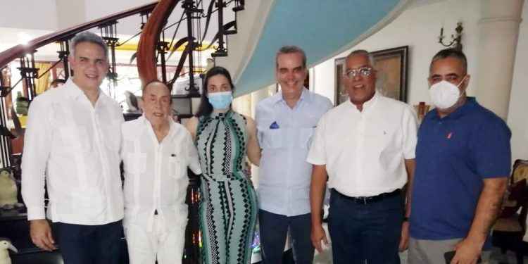 Presidente Abinader y empresario Ulises Polanco tratan economía, seguridad y situación haitiana