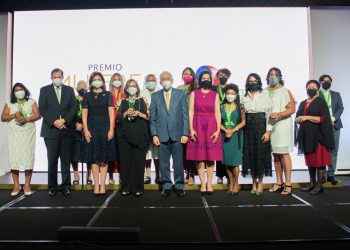 El BHD distingue a mujeres en entrega de reconocimientos