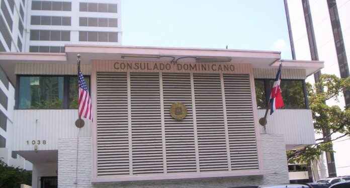 Consulado RD Miami niega versión implica dominicana envío armas a grupo rebelde Haití