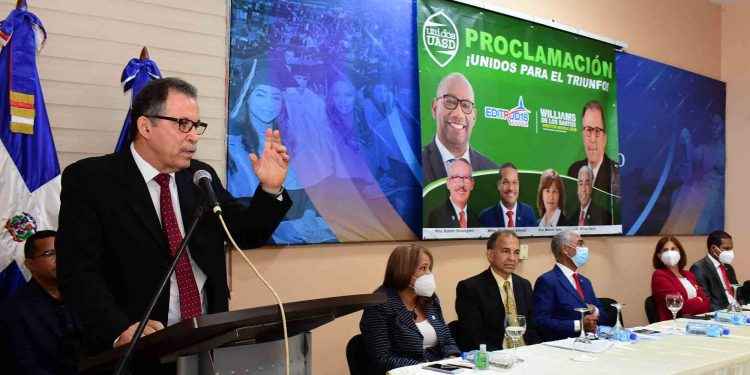 Proclaman a Ediltrudis Beltrán a la rectoría de la UASD y a Williams de los Santos a la dirección de la extensión en Santiago