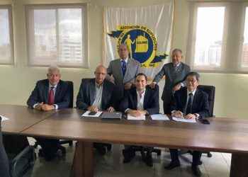 Empresarios del sector eléctrico señalan riesgos de otorgar administración de las distribuidoras al sector privado