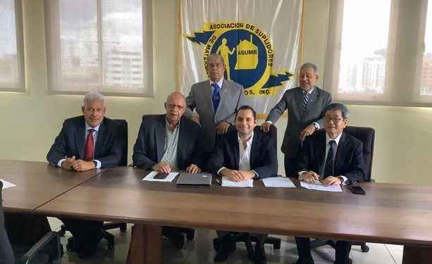 Empresarios del sector eléctrico señalan riesgos de otorgar administración de las distribuidoras al sector privado