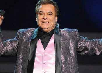 Hijo de Juan Gabriel es arrestado por agredir a su madre, hermano y cuñada