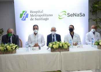 Director del SeNaSa Santiago Hazim dice que en Santiago tienen más de 400 mil afiliados