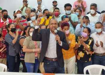 Aspirante al Comité Municipal PRM Santiago Silvio Reyes acoge llamado de aplazar actos proselitistas