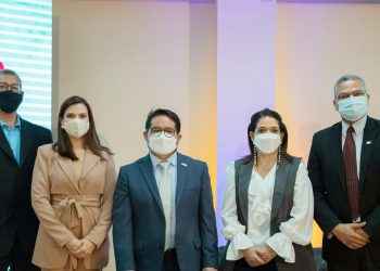 World Vision celebra panel conversatorio «Familia y Niñez»