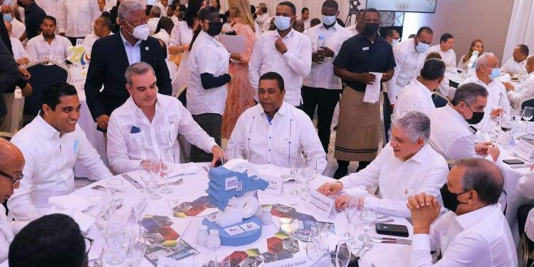 Víctor D´Aza agradece Abinader partida de 4 mil millones para gobiernos locales