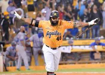 Zoilo Almonte debuta dejando en el terreno al Licey