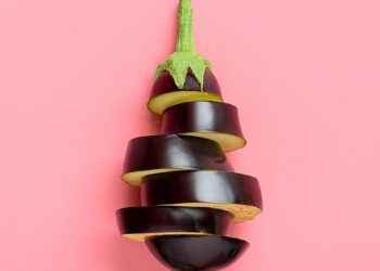 Berenjena: beneficios y trucos para disimular su sabor amargo