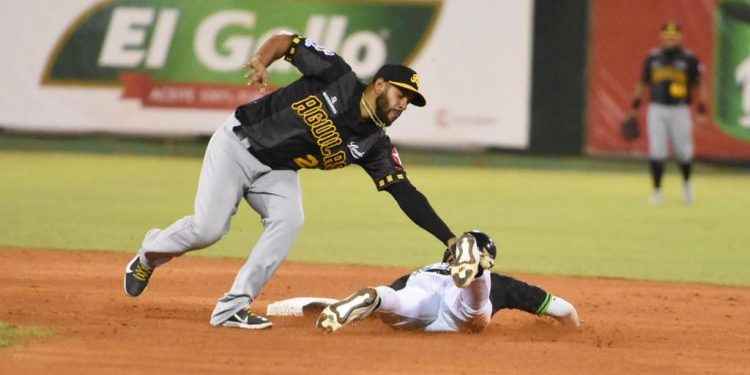 Águilas caen 6 por 2 ante las Estrellas