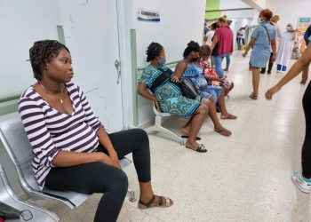 Baja 10% afluencia de parturientas haitianas en zona fronteriza, dice ministro Salud