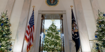 Así es el decorado navideño de los Biden en su primera Navidad en la Casa Blanca