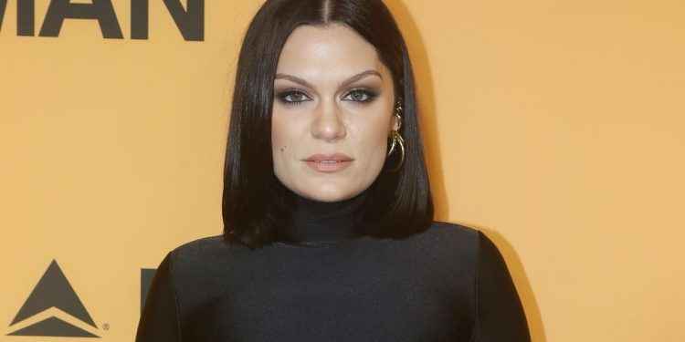 Jessie J cuenta en un desgarrador mensaje que ha sufrido un aborto