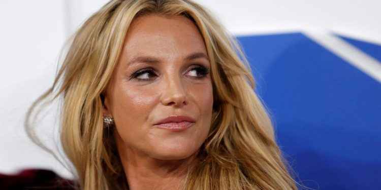 Jueza de EEUU decide si pone fin a la tutela de Britney Spears