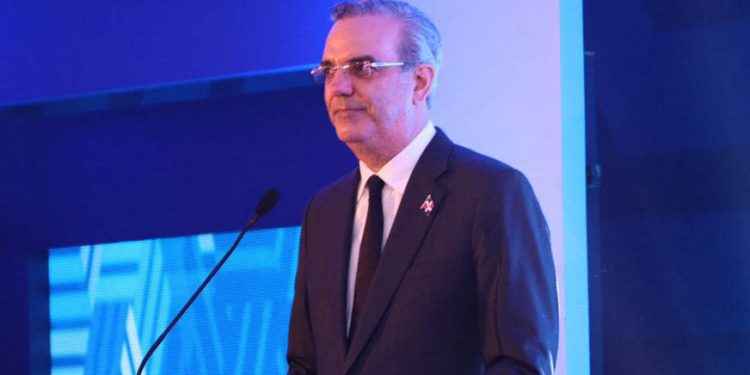 Presidente Abinader: Inversiones de RD$79,000 millones de industriales en el 2022 es el mejor regalo de navidad