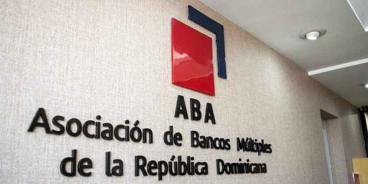 Bancos múltiples adoptarán medidas para prevenir contagios de covid-19