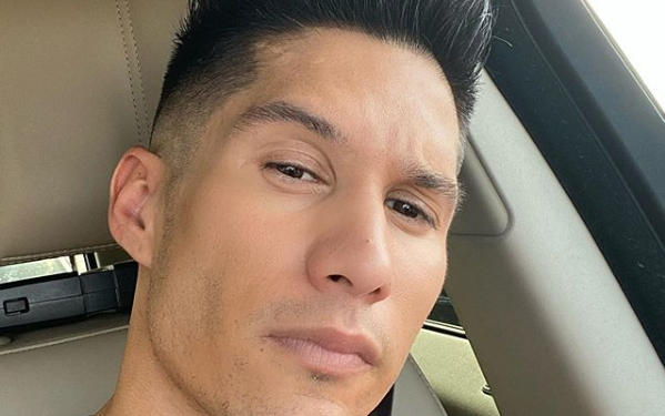 Chyno Miranda confirma que tiene novia