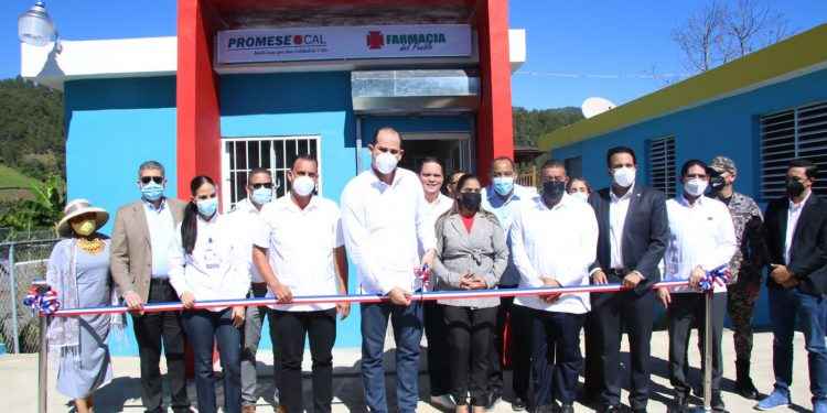 Inauguran Farmacia del Pueblo que beneficiará 800 familias en Manabao