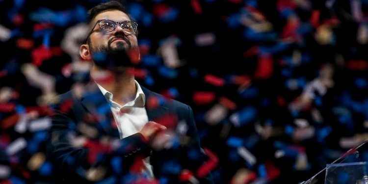 Frente Amplio saluda triunfo de la Izquierda Chilena