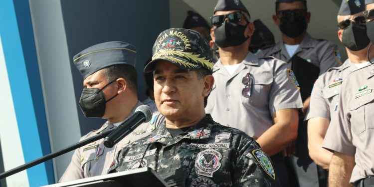 Víctor Tavárez valora decisión, firmeza y pulcritud Director PN