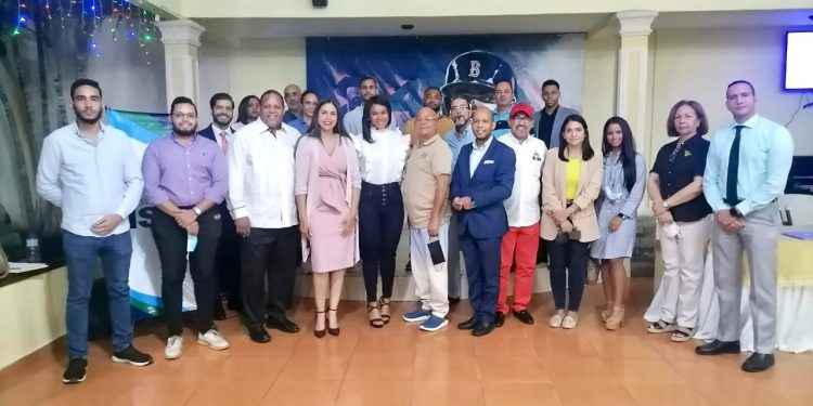 Industria y Comercio y Universidad ISA acuerdan proyecto para promover MIPYMES del sector tabaquero