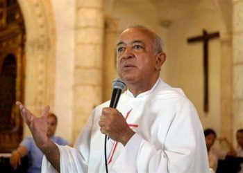 Abinader define a Luis Rosario como “padre orientador de la juventud”