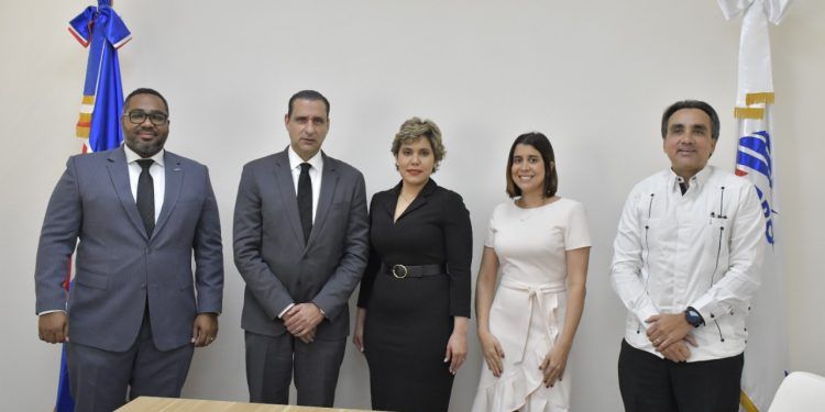 FINJUS aboga por una actualización del marco legal de Pro-Competencia, y destaca importancia de dicha institución
