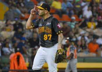 Águilas vencen a los Toros; Maya coqueteó con juego sin hits y logró ponche 300