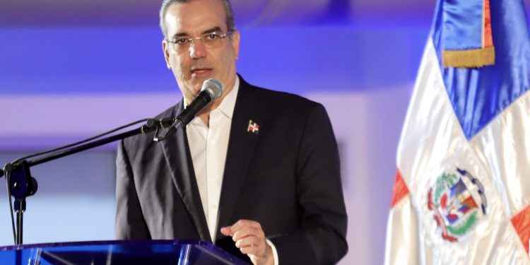 Presidente Abinader resalta que RD es una apuesta segura para la inversión