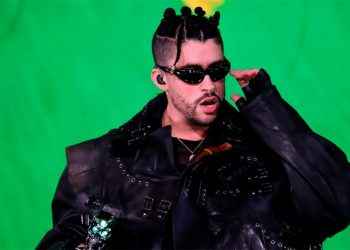 Confirman al menos 176 casos de covid-19 asociados a conciertos de Bad Bunny