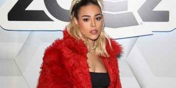 Danna Paola revela, desde el hospital, que padece una enfermedad