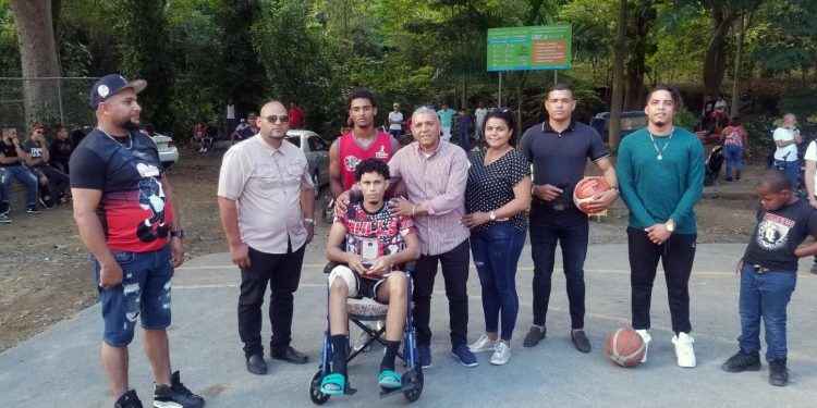 Celebran fiestas patronales San Francisco de Jacagua