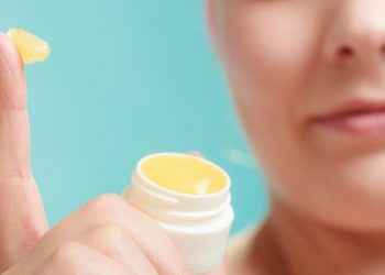 Vaselina: por qué los dermatólogos la recomiendan tanto