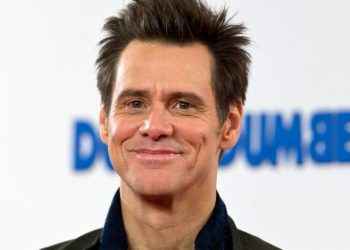 Jim Carrey cumple 60