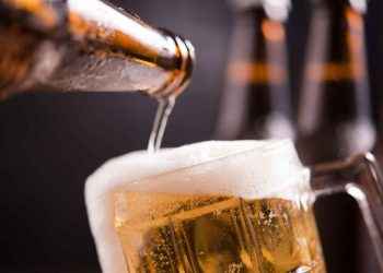 ‘Cuanto más fría, mejor’ y otros mitos sobre la cerveza