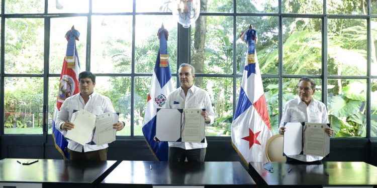 Canciller dominicano promueve en EE. UU. la Alianza para el Desarrollo en Democracia