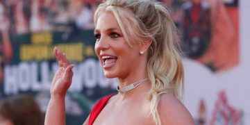 Desnuda con medias panty: las imágenes con las que Britney Spears sigue celebrando la “energía” de su libertad
