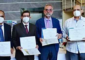 Colegio Dominicano de Cirujanos, filial Santiago reconoció la trayectoria de cuatro maestros de la cirugía