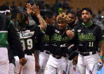 Las Estrellas derrotan a los Tigres 5-3