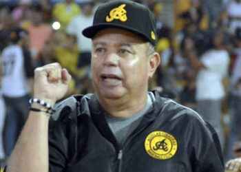 Félix Fermín realiza ligeras variaciones en rotación abridora