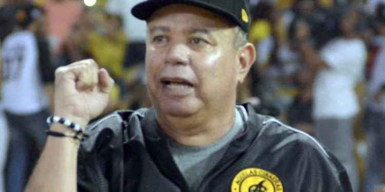 Félix Fermín realiza ligeras variaciones en rotación abridora