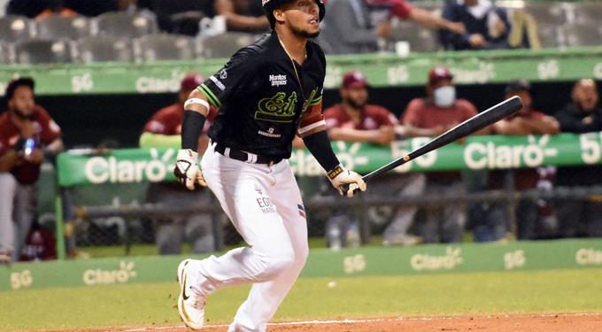 Las Estrellas inician ganando primer partido de la serie final