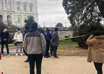 Congresista Jamaal Bowman es Arrestado Durante Protesta por el Derecho al Voto