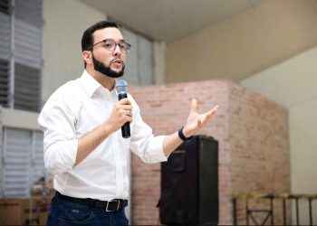 Regidor José Torres aboga por inclusión de las personas con discapacidad en Santiago