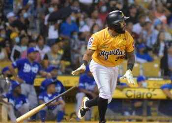 Águilas se sacuden y derrotan Tigres en el Estadio Cibao