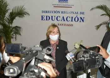 Profesores y estudiantes se integran a escuelas, activa agenda en las escuelas del Cibao
