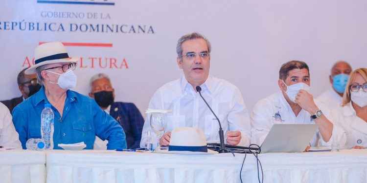 Ministro de Agricultura presenta al presidente Abinader plan para transformación del sector agropecuario en la región Sur