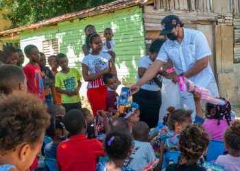 Fundación Raymond Rodríguez realiza encuentro recreativo con niños de escasos recursos